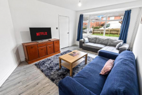 Isabella's Place in Leicester, 3 Bed House, 2 Double Beds, 1 Single Bed, Ideal for families